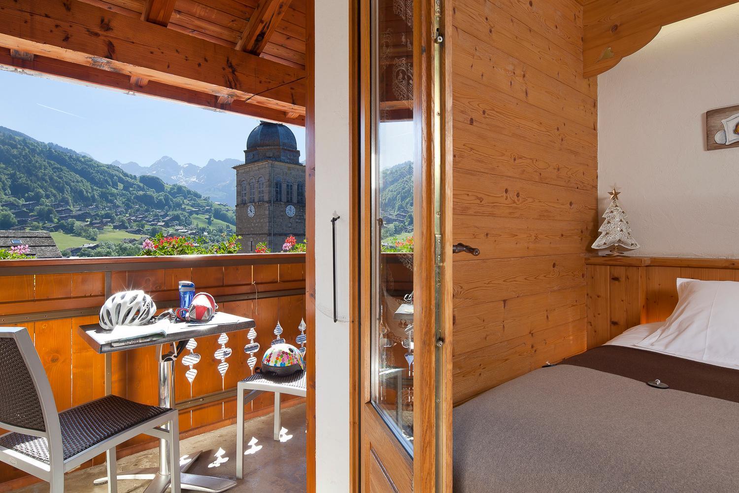Logis La Croix-Saint-Maurice Hotel Le Grand-Bornand Eksteriør billede