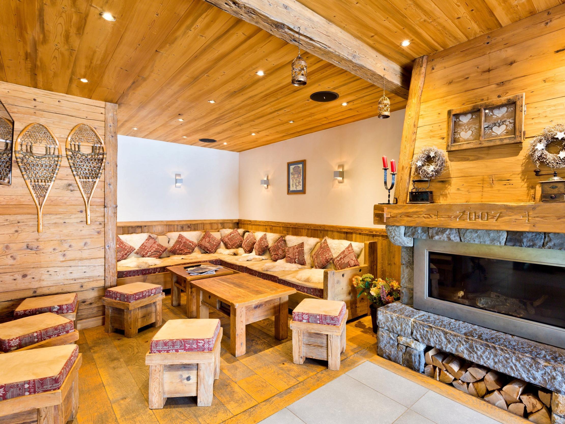 Logis La Croix-Saint-Maurice Hotel Le Grand-Bornand Eksteriør billede