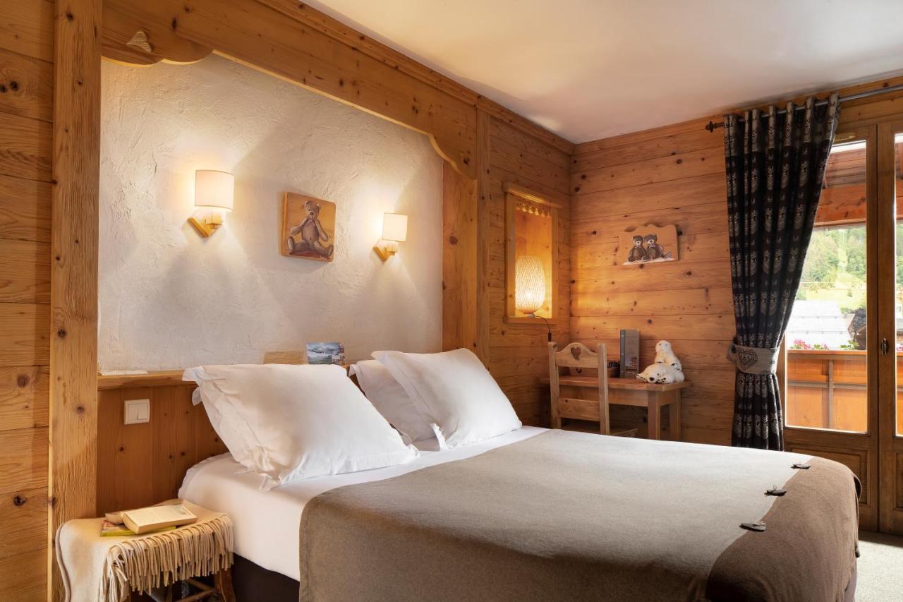 Logis La Croix-Saint-Maurice Hotel Le Grand-Bornand Eksteriør billede