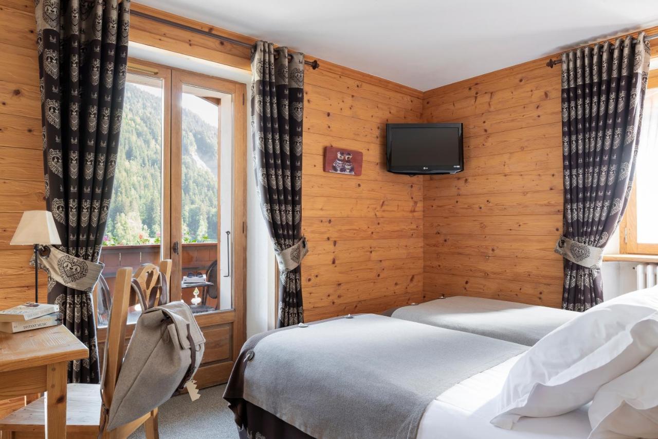 Logis La Croix-Saint-Maurice Hotel Le Grand-Bornand Eksteriør billede