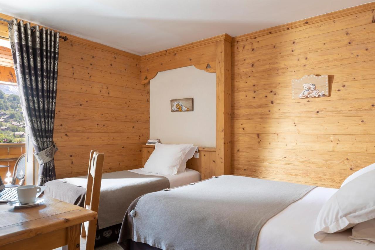 Logis La Croix-Saint-Maurice Hotel Le Grand-Bornand Eksteriør billede